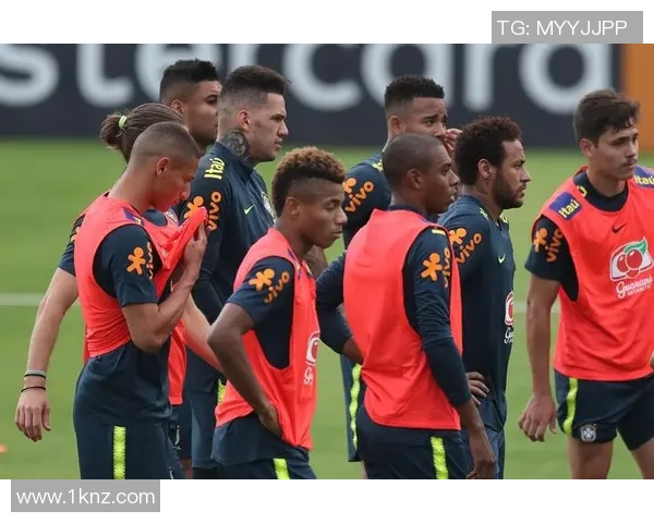 中国队迎战巴西队全力争胜展现足球魅力与团队精神